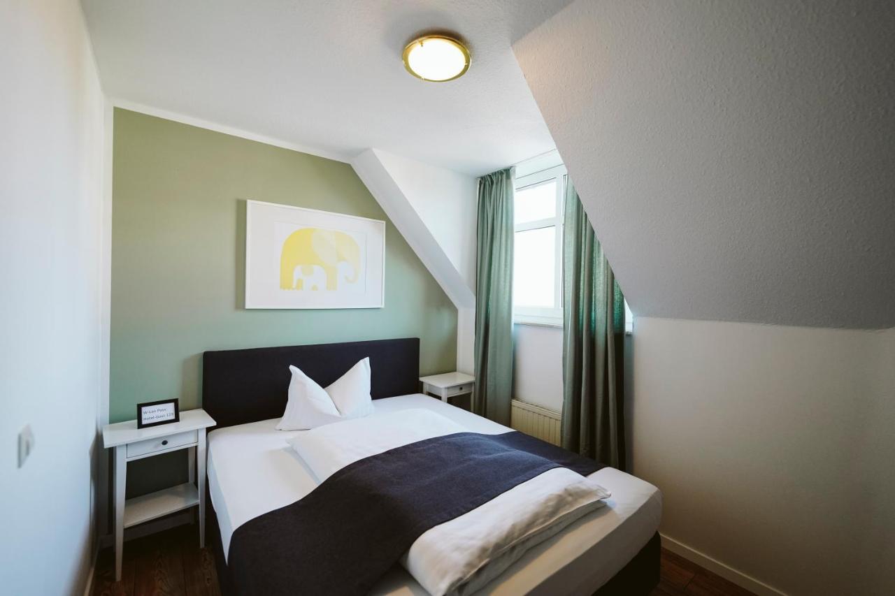 Hotel Gruener Baum Hamm  Buitenkant foto